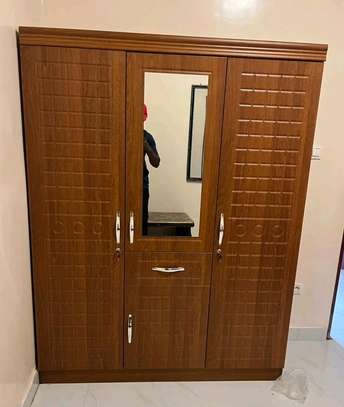 Armoire image 2