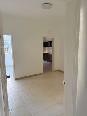 Appartement joli et moderne image 5