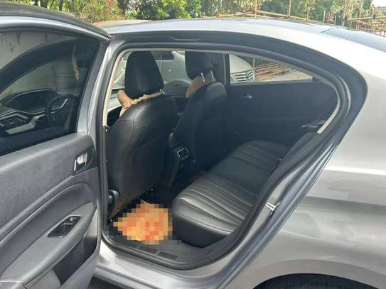 Peugeot 408 Progressive Edition 2022 image 6