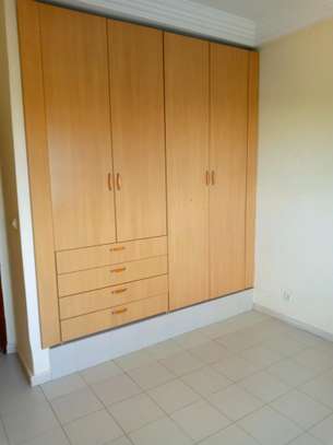 Appartement à louer aux Almadies image 4