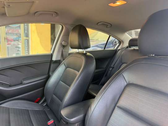 Kia k3 image 8