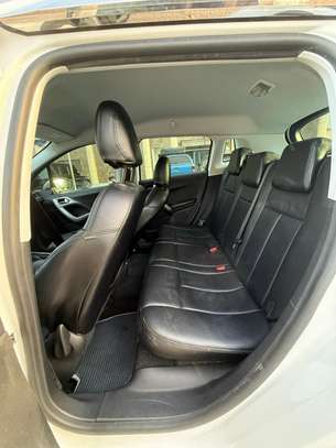 PEUGEOT 2008 2016 image 14
