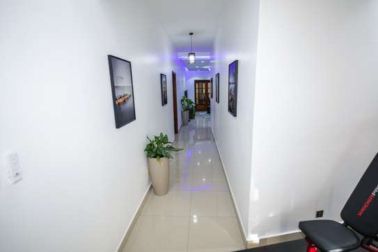 Appartement F5 meublé à Ngor Almadies image 10