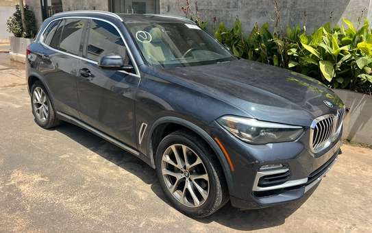 BMW X5 xDrive 2019 image 2