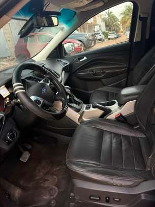 Ford escape image 6