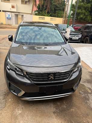 Peugeot 5008 année 2019 image 3