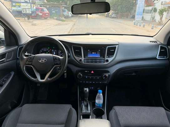 Hyundai tucson SE 2017 automatique ésance 4 cilinder 2.0 image 8