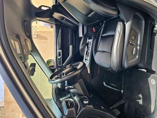 Ford explorer xlt 4×4 2023 image 7
