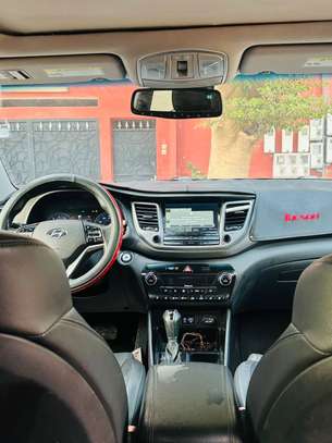 HYUNDAI TUCSON 2016 image 8