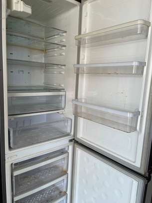 Réfrigérateur combiné blanc grande capacité avec congélateur image 2