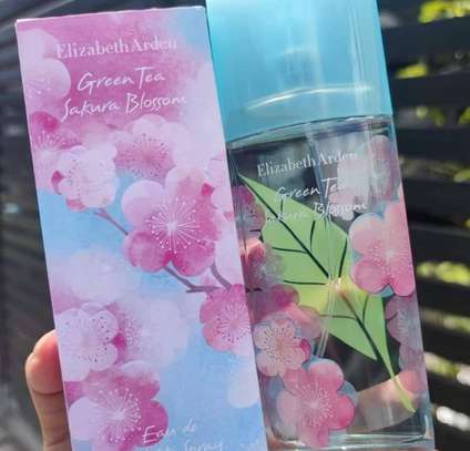 Elizabeth Arden Green Tea Eau image 2
