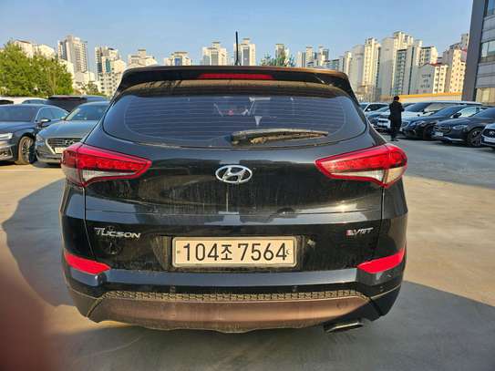 Hyundai Tucson image 6