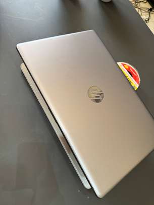 Ordinateur portable Hp i7 10th / 16gb ram / gpu 2gb image 7