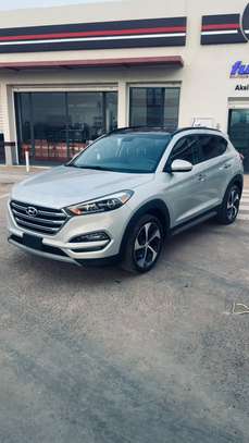 Hyundai Tucson 2017 image 2