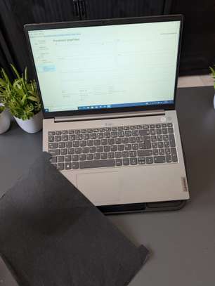 Lenovo i7 11th gen / NVIDIA /256gb / 16gb ram image 8