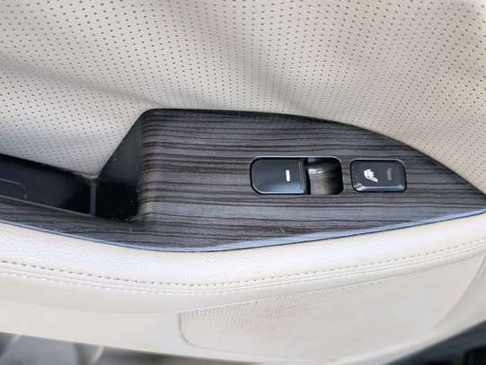 Kia optima full options image 12