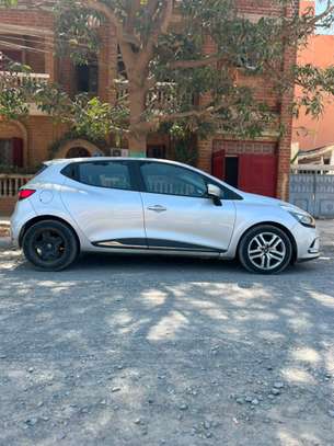 Renault Clio 4 | Année 2017 image 9