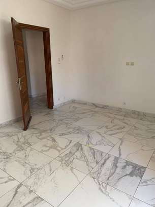 APPARTEMENT F5 AUX ALMADIES image 4
