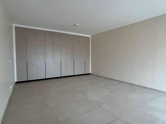 Penthouss 4 chambres à louer à côté de la manque mondiale image 7