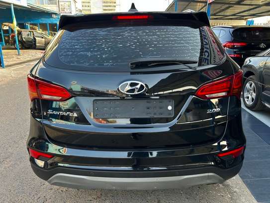 Hyundai Santa Fe diesel 2017 full options image 3