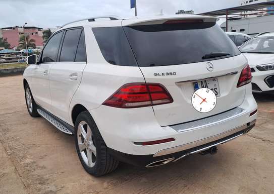 Mercedes Gle 2017 350 V6 super clean image 2