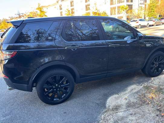 Land Rover Discovery 2016 image 3