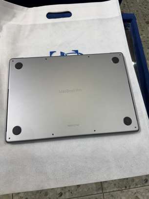 MacBook Pro M2 Pro 14 pouces Ram 16Go SSD 512Go image 4