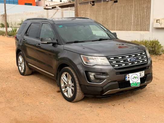 Location Ford Explorer image 3