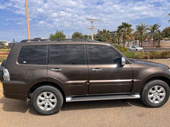Mitsubishi Pajero 2017 image 6