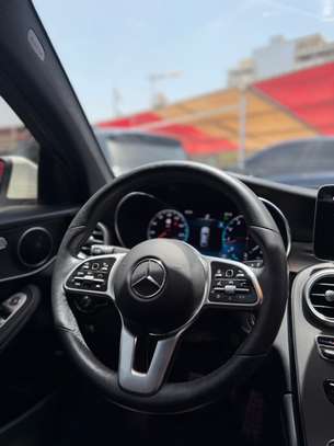 Mercedes-Benz GLC 300 image 12