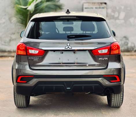 Mitsubishi Rvr 2019 super clean image 5