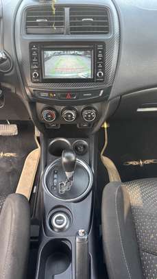 Mitsubishi rvr Venat 2016 image 12