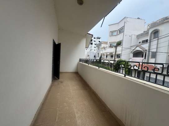 Villa F5 à louer au Almadie derrière Philippe Moris image 8