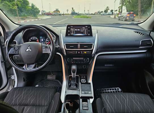 Mitsubishi Eclypse Cross 2018 image 2