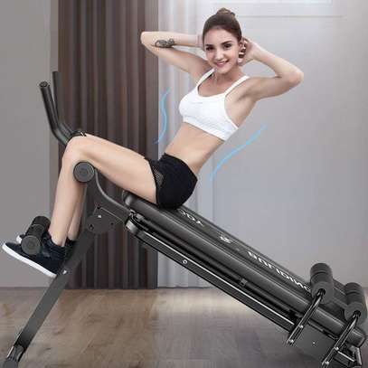 Machine d'entraînement pour les abdominaux image 4