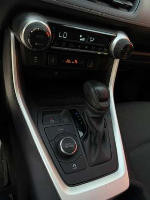 TOYOTA Rav4 2025 image 15