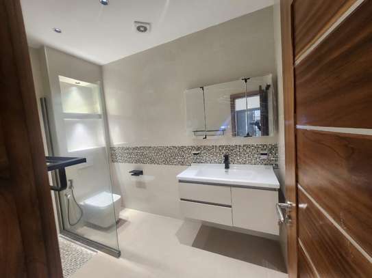 Appartement F4 à louer à Ngor almadies image 4