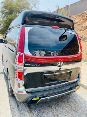 HYUNDAI GRAND STAREX 2016 image 6