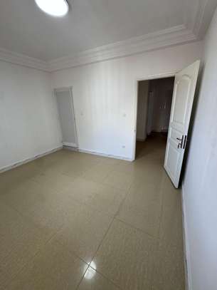 STUDIO AVEC BALCON ZONE DE CAPTAGE image 6