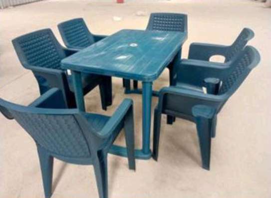 Table à manger 6 chaises image 3