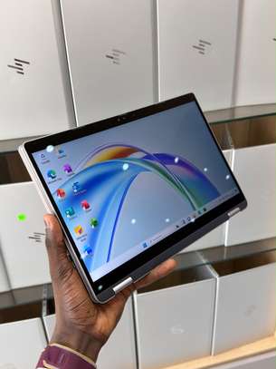 Dell latitude 5350 2 in 1 image 6