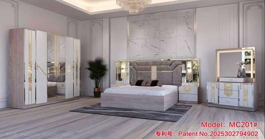 Chambre à coucher importer image 8
