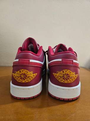 Jordan one low image 4