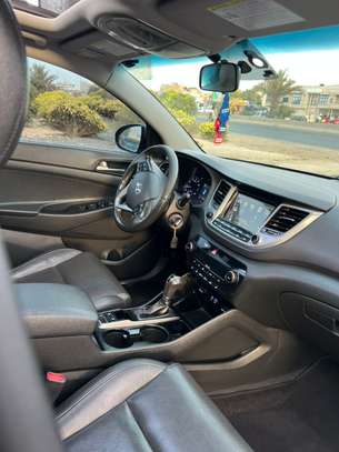 Hyundai Tucson image 11