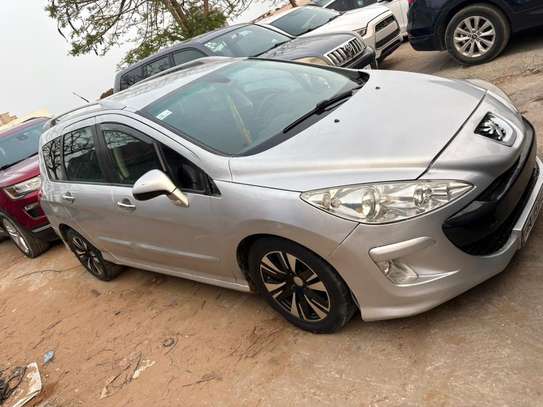 Peugeot 308 année 2009 image 9