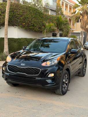 KIA SPORTAGE image 8