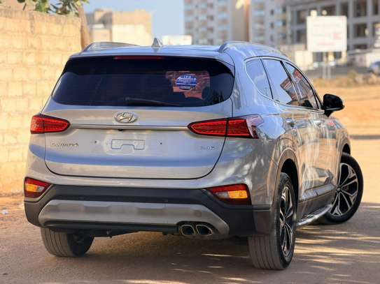 HYUNDAI SANTAFE * 🔘Année : *2018 19* image 9