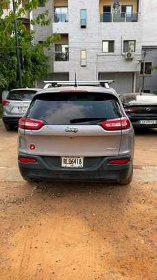 Jeep cherokee image 13
