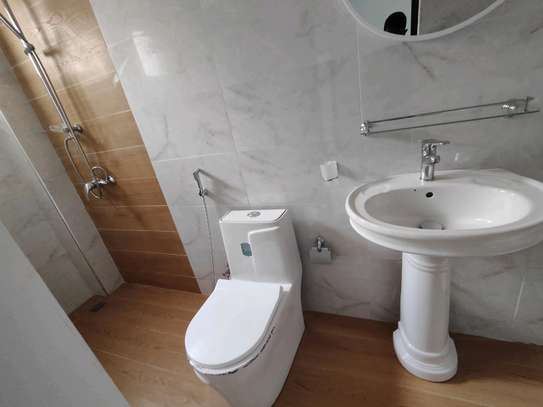 Appartement F4 neuf  Sacré cœur 3 image 3