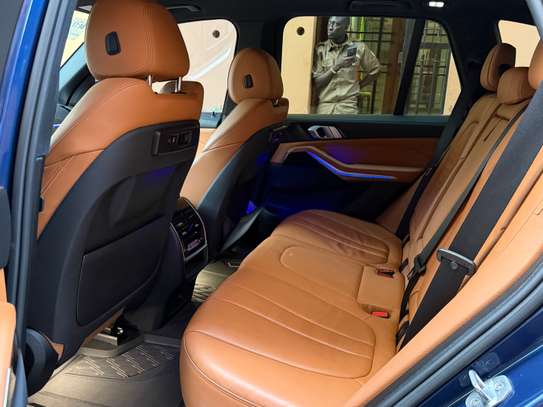 BMW X5 _2020 image 4